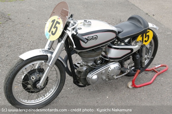 Essai de la Norton Manx de Dick Klamfoth