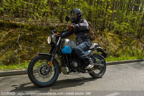 Un amortissement efficace avec un amortisseur monoshock +/- 180 mm