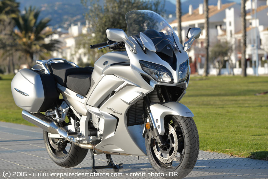 Yamaha fjr 1300 shop ae