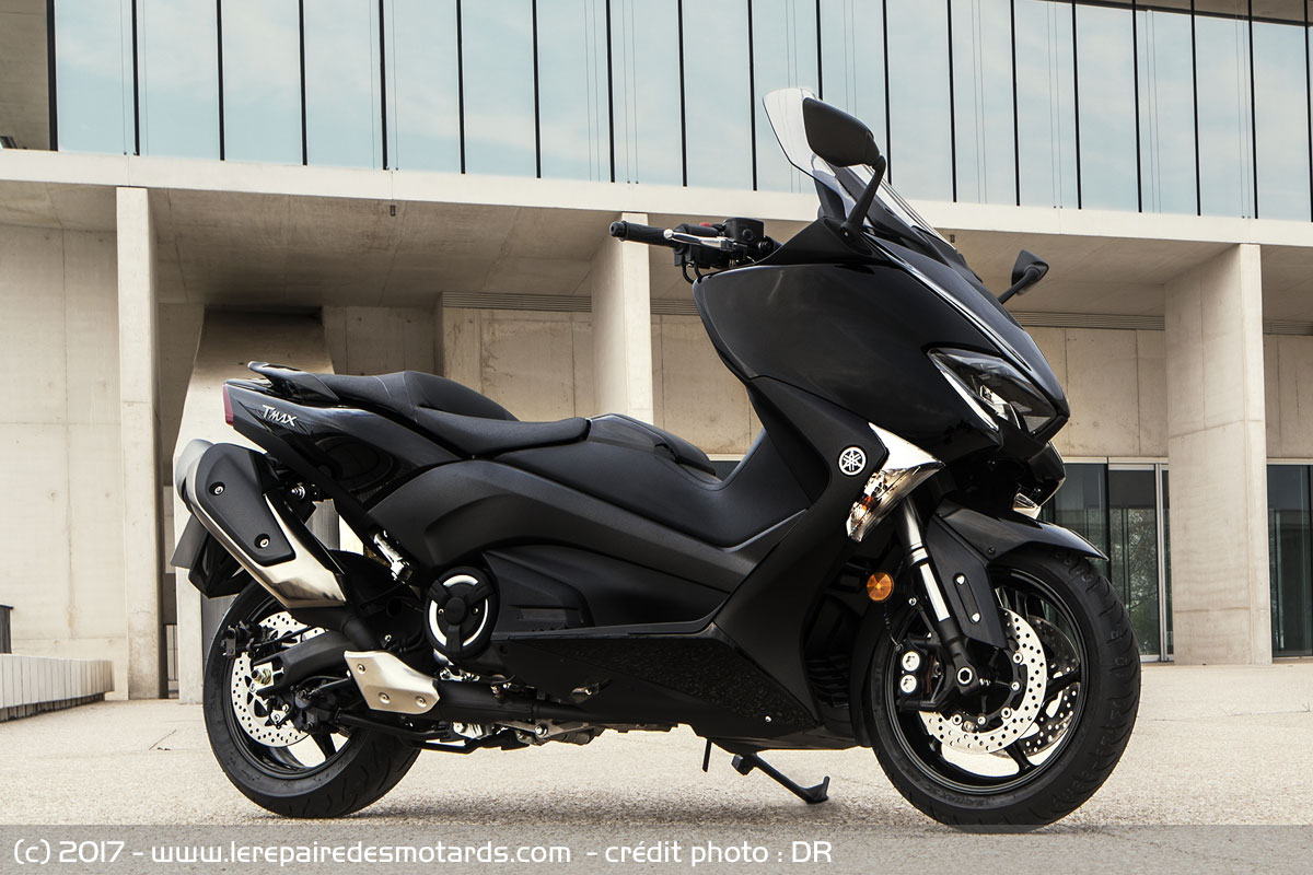 Essai maxi-scooter Yamaha TMax