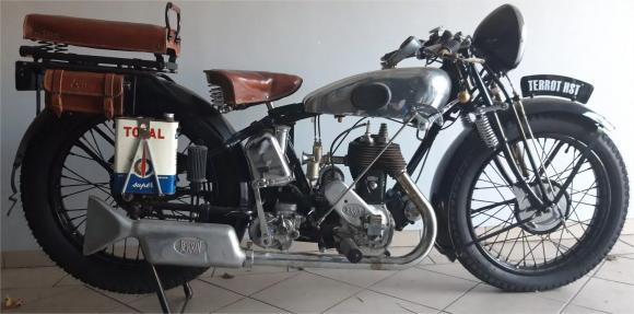 HST-TerrotClubdeBallancourttoutesmotosanciennes8212MozillaFirefox.jpg