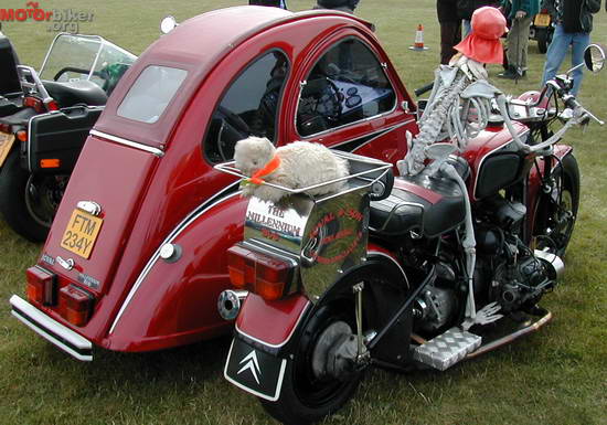 2CV-motorcycle-sidecar.jpg