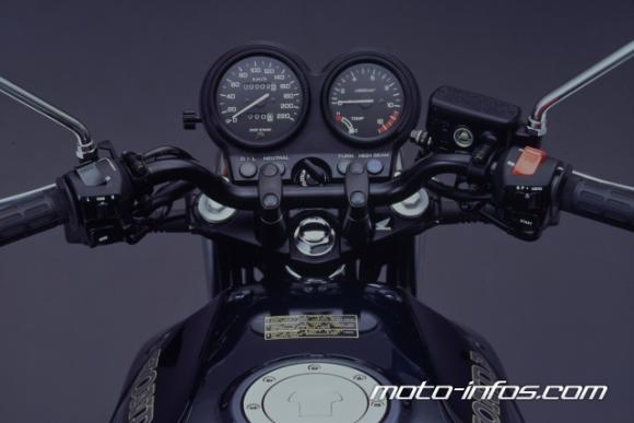 02-Honda-CB500-1994-tdb.jpg