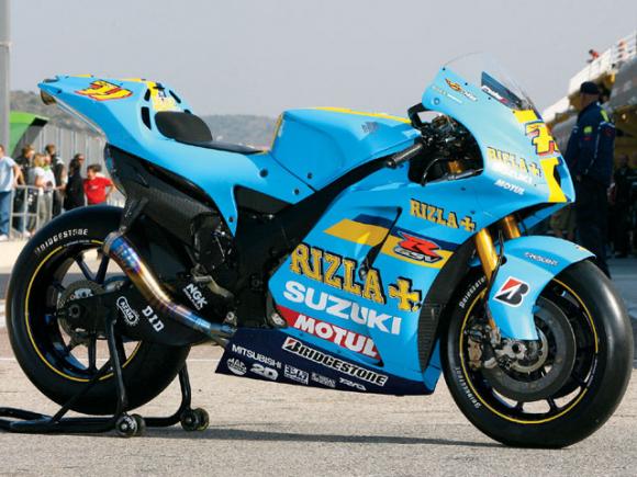 146_0805_07_z+suzuki_rizla_GSV-R800+side_view.jpg