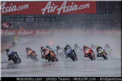 motogp_0002_angleterre_silverstone_2011.jpg