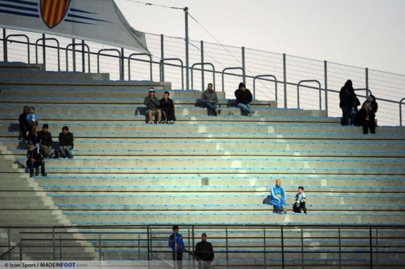 tribune-vide-au-stade-velodrome-02-05-2012-marseille---nancy-35eme-journee-de-ligue-1---20120503114209-8913.jpg