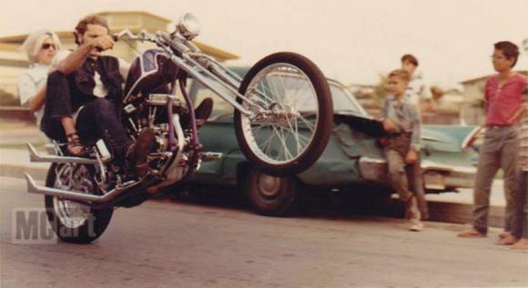 Purple-Panhead-wheelie2.jpg