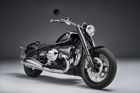 S1-officiel-la-bmw-r18-se-presente-626736.jpg