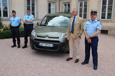 haute-loire-voiture-radar-pre-fecture5_big.jpg