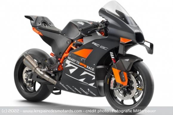 sportive-ktm-rc-8c-statique.jpg