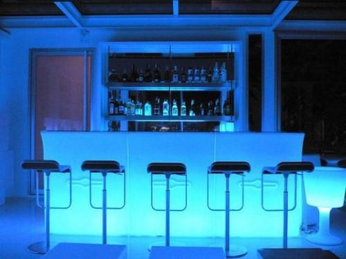 mobilier_lumineux_jumbo_bar_bleu_design_decoration_ekipement_location_mobilier_lille_paris_belgique_1.jpg