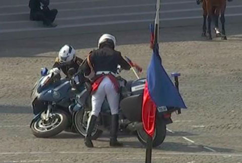 accident-motard-defile.jpg