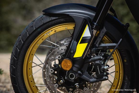 suzuki_vstrom_1000_train_avant.jpg