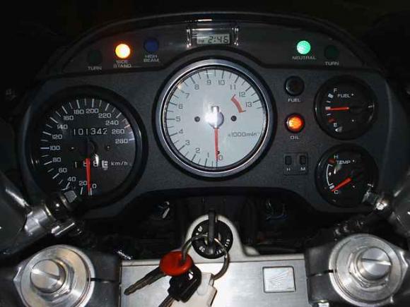 seb_vfr_1071237367_compteur.jpg