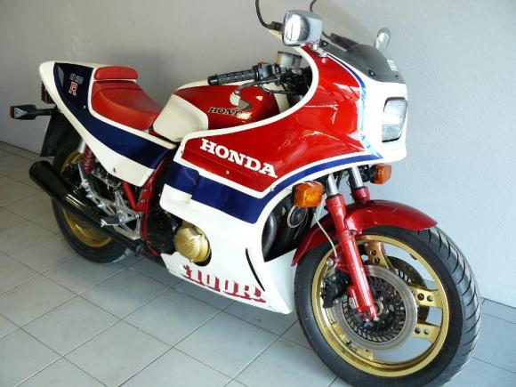 honda_cb_1100_r__7__010225200_1151_16112013.jpg