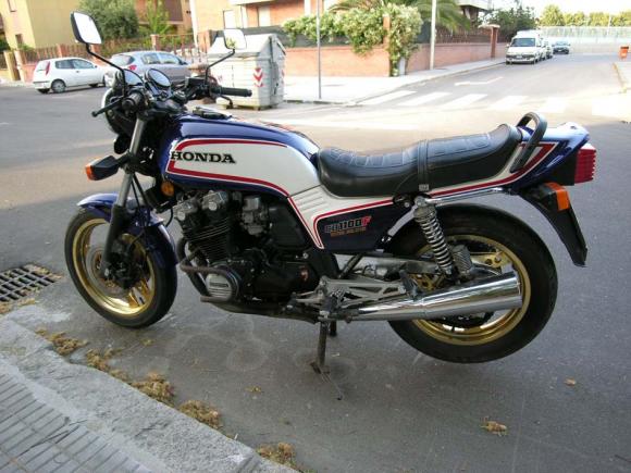 02-Honda-CB-1100F-Super-Bol-d-Or.jpg