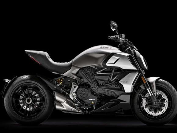 ducatidiavel1260.jpg