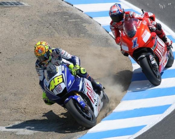 rossi-stoner-laguna-seca1.jpg