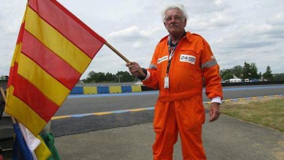 gaston-81-ans-toujours-en-piste....jpg