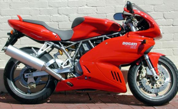 Ducati%20900%20SS%20original.jpg