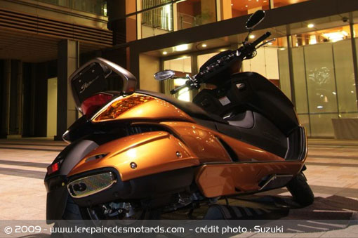 suzuki-gemma-250-or.jpg