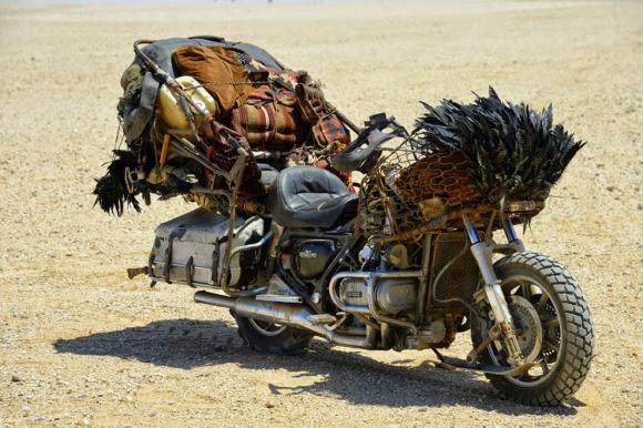 mad-max-fury-road-goldwing.jpg