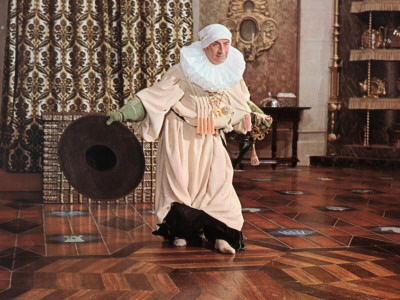 dole-marcel-louis-de-funes-la-folie-des-grandeurs-1971.jpg