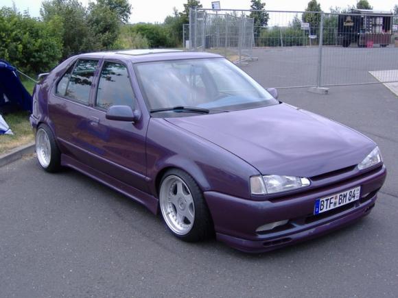 Renault-19-16v-tuning-25.jpg