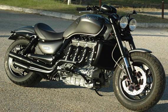 7ffae01df0a8dd839aa751ede740ea46--triumph-rocket-rockets.jpg