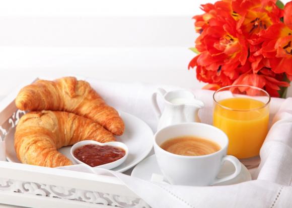 le-fabe-hotel-petit-dejeuner-size-13491-1400-1000.jpg
