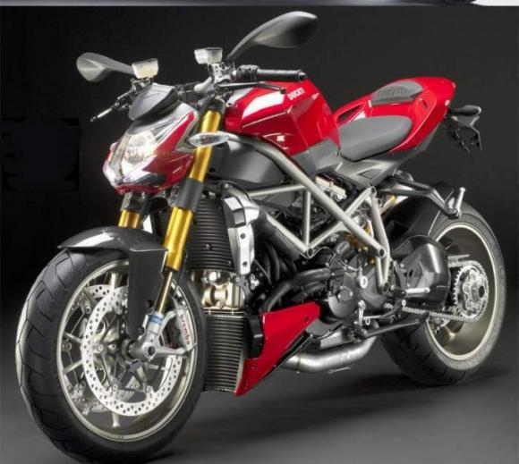 Ducati%20Streetfighter%2009%20%203.jpg