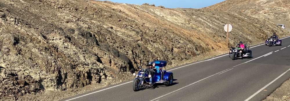 Dcouvrir les lieux cachs de l'le de Fuerteventura  moto !