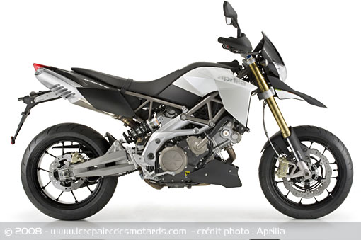 Aprilia Dorsoduro 750 2009
