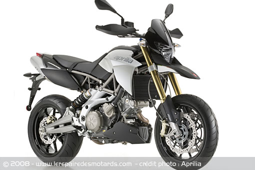 Aprilia Dorsoduro 750 2009