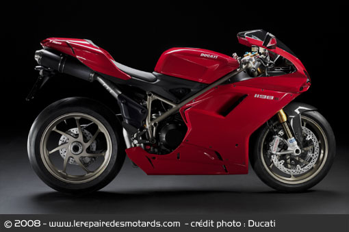 ducati-1198-cote.jpg