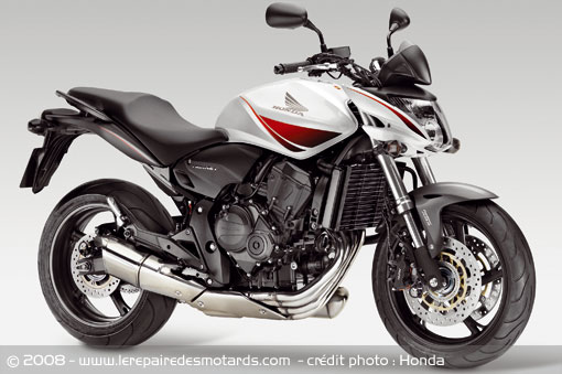 honda hornet 600. I still like the Hornet better