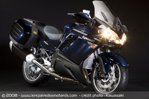 Kawasaki GTR 1400  bleu