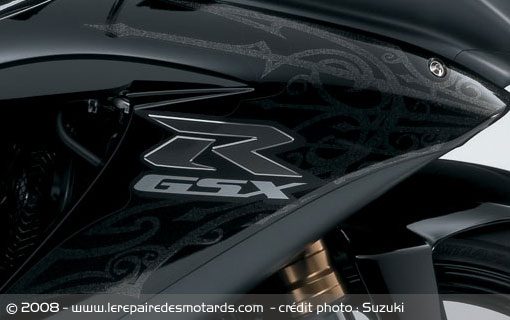 Suzuki GSXR 600 tribal 2009