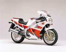 Yamaha FZR (Genesis)