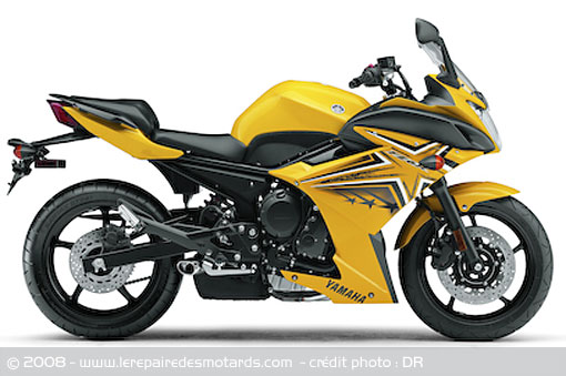 Yamaha FZ6R 600