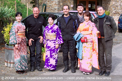 Raid 100 cols geishas