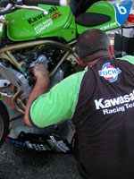 Pr&eacute;paration moto Kawasaki ER-6