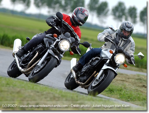 Essai moto revue