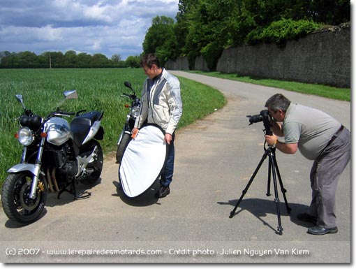 Essai moto revue