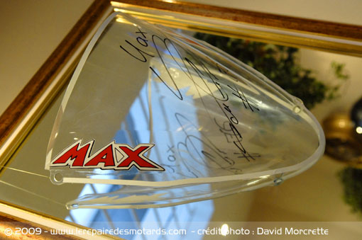 Bulle sign&eacute;e Max Biaggi