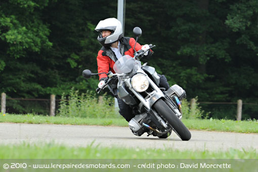 BMW R120R sur l'angle