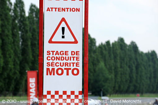 Stage de conduite s&eacute;curit&eacute; moto