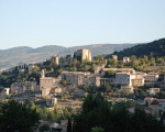 Le village de Montbrun-les-Bains (c) JarnaQuais