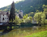 Le Doubs et la coll�giale de Saint-Hippolyte (c) Vincent de Morteau