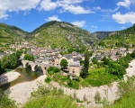 Le village de Sainte-Enimie (c) Tobi 87